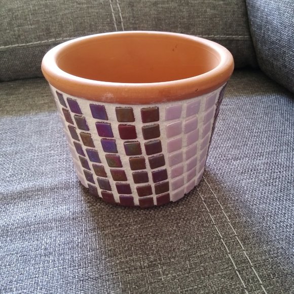 **PRICE REDUCED** Hand Crafted Mosaic Tile Flower Pot - Picture 11 of 12